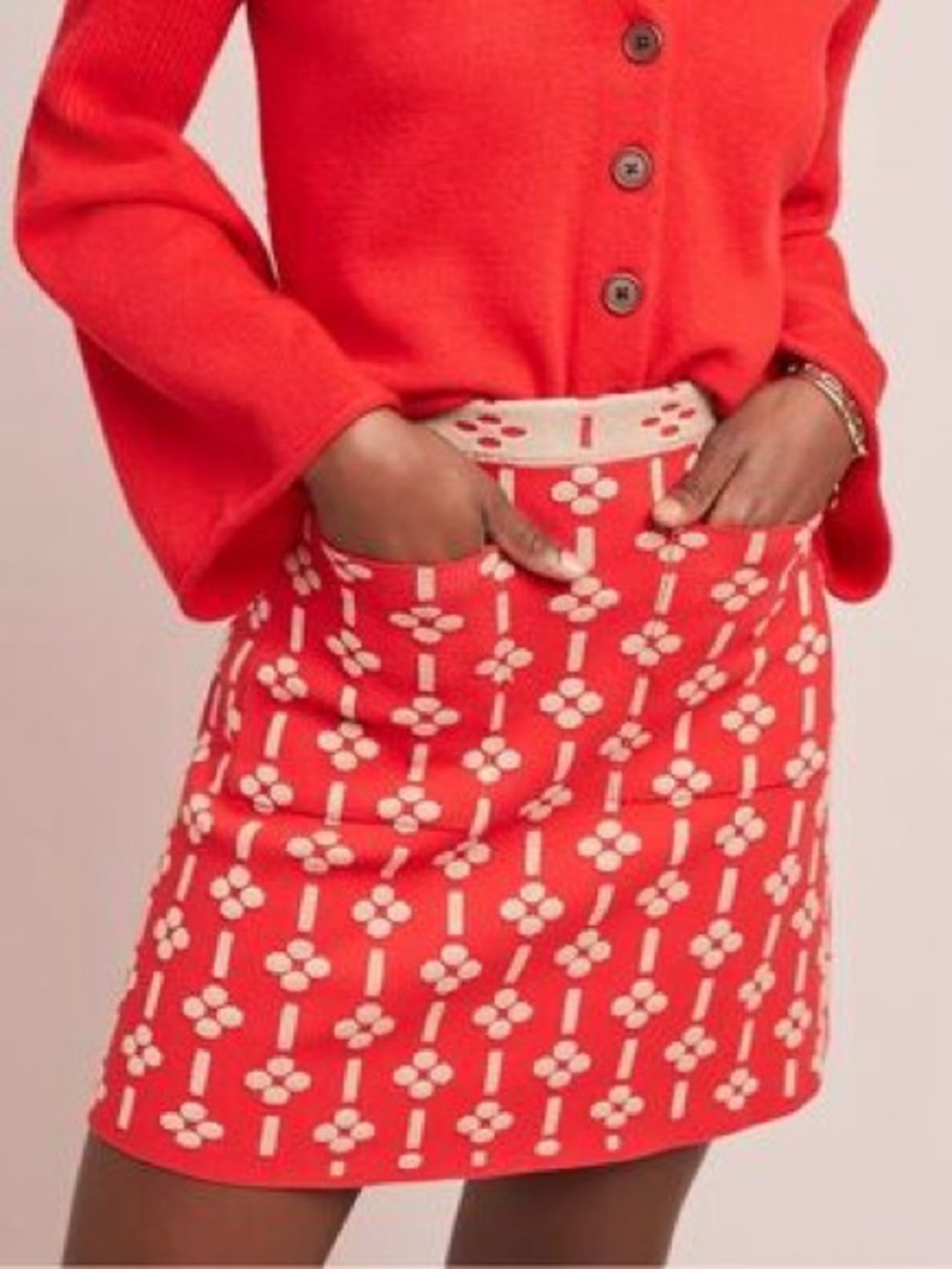 Anthropologie | Women's Red Floral Knit Skirt